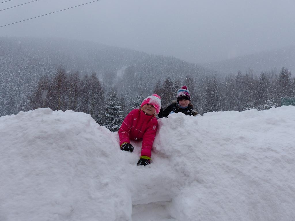 Pension Popelka Špindlerŭv Mlýn Esterno foto